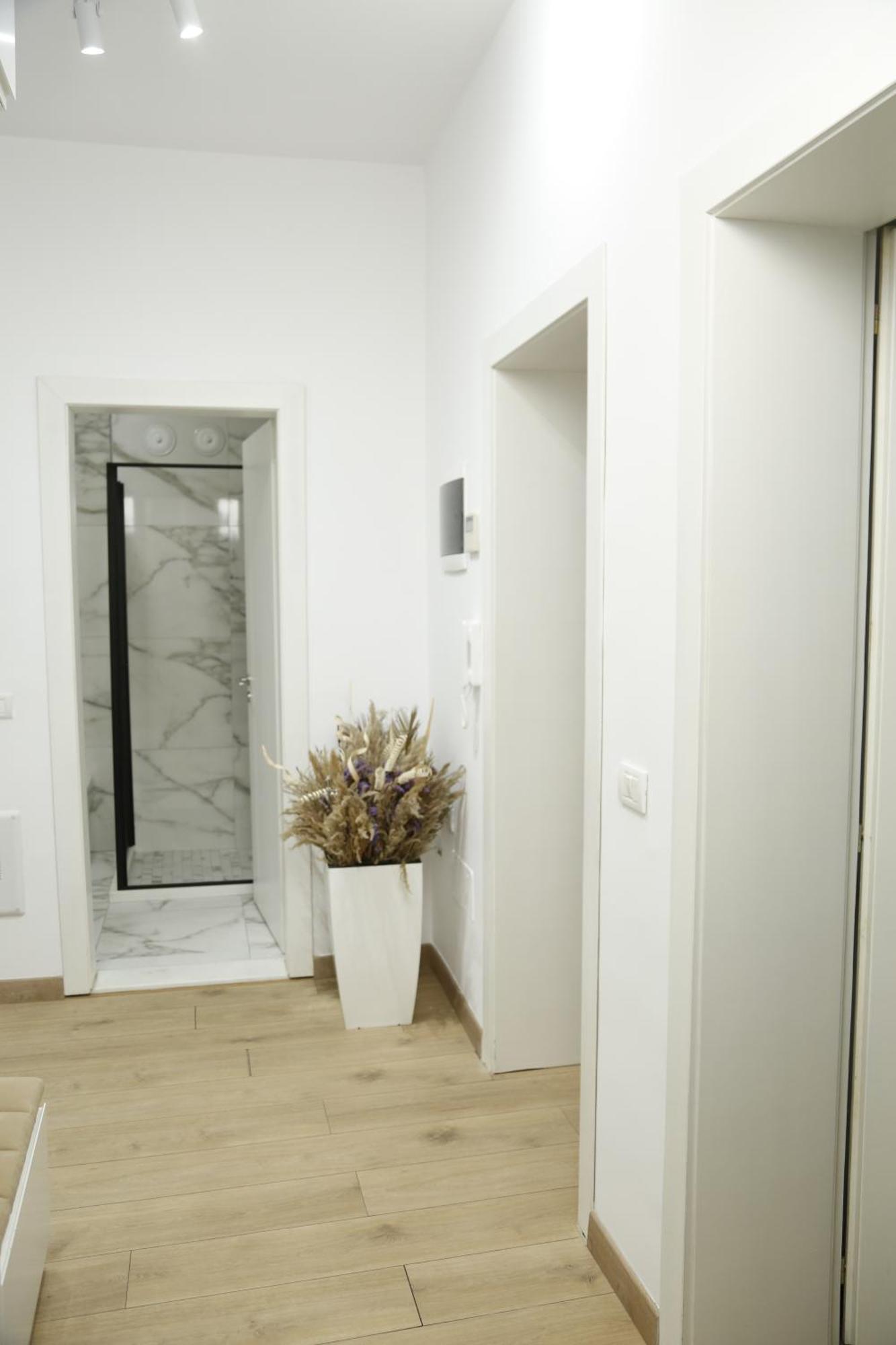 Albi Apartment Tiranë Luaran gambar